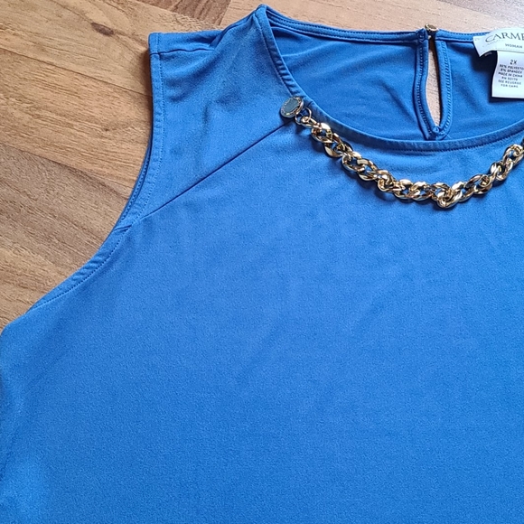 Top - Picture 3 of 5